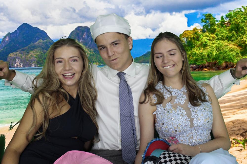 Silvermere Notre Dame  | View more photos from the event at gallery.myphotoboothexperience.co.uk/u/MyPhotoBoothExperienceLtd/Silvermere-Notre-Dame